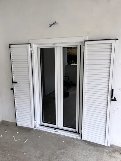 Ρολό και σκίαση αλουμινίου, έργο Aluminium Systems Γιαννούλος